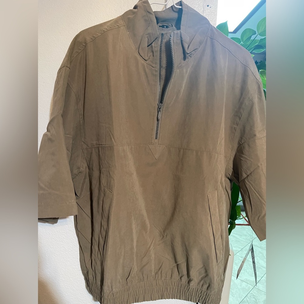 Aureus short sleeve pullover wind jacket